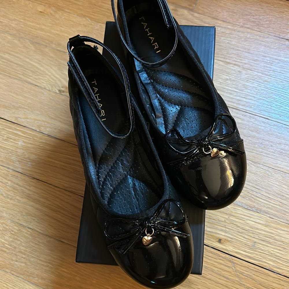 Black dress shoes NWT